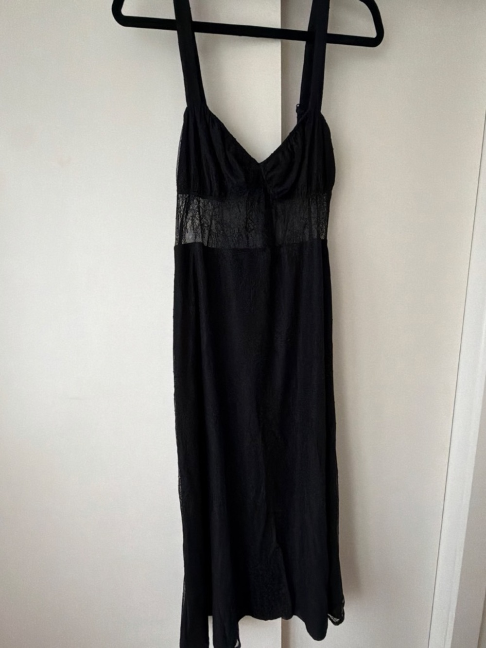 Black Lace-Trim Lace Panel Dress